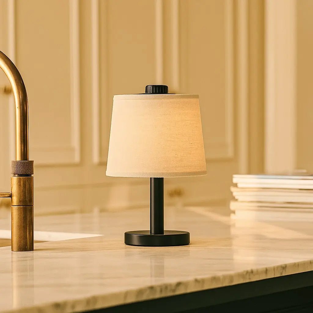 Rover zwarte houten lamp - oplaadbare, draadloze en dimbare schaduw