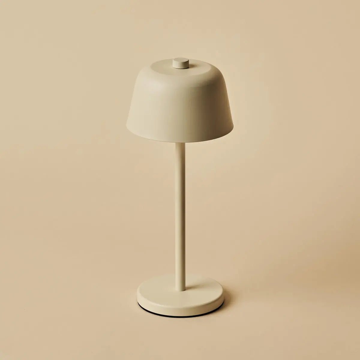 Anton vanille oplaadbare tafellamp | Stijlvolle en draadloze verlichting