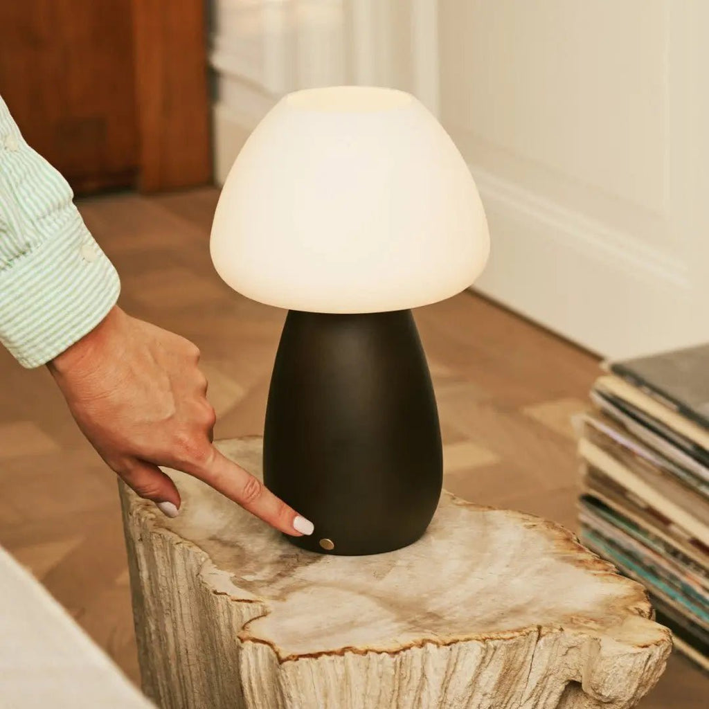 Bear Dark Bruin Stijlvol oplaadbare lamp-draadloos, dimbaar, milieuvriendelijk ontwerp