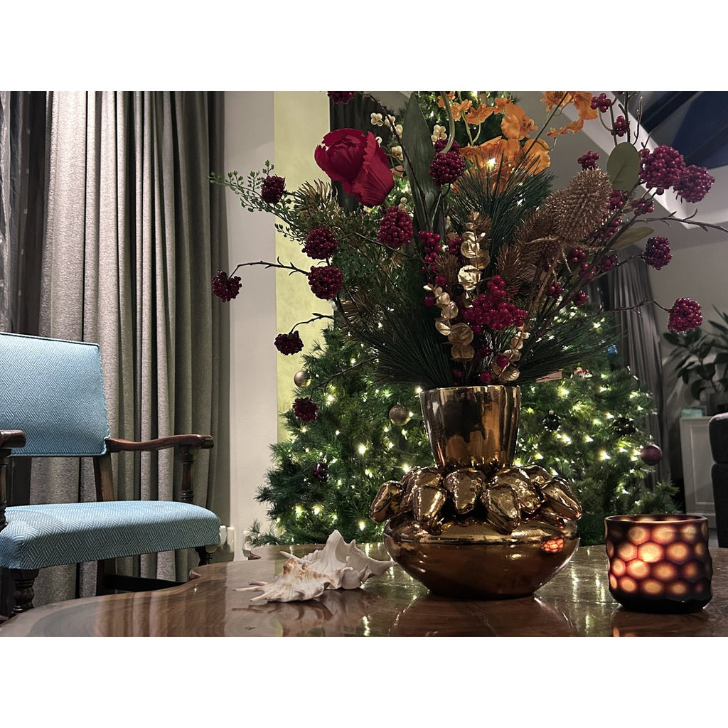 Hand Made Golden Strawberry size:22*23 Hoog