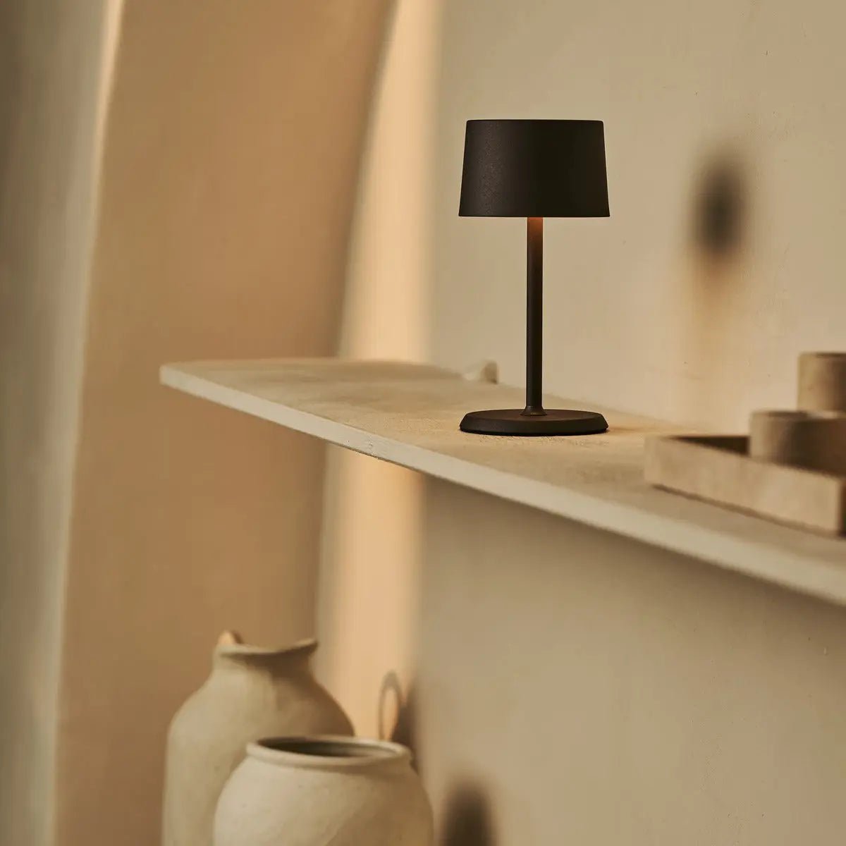 David Mocha Brown oplaadbare tafellamp 2 in 1 met verstelbare hoogte - dimpelbaar en draadloos met 120 uur batterij