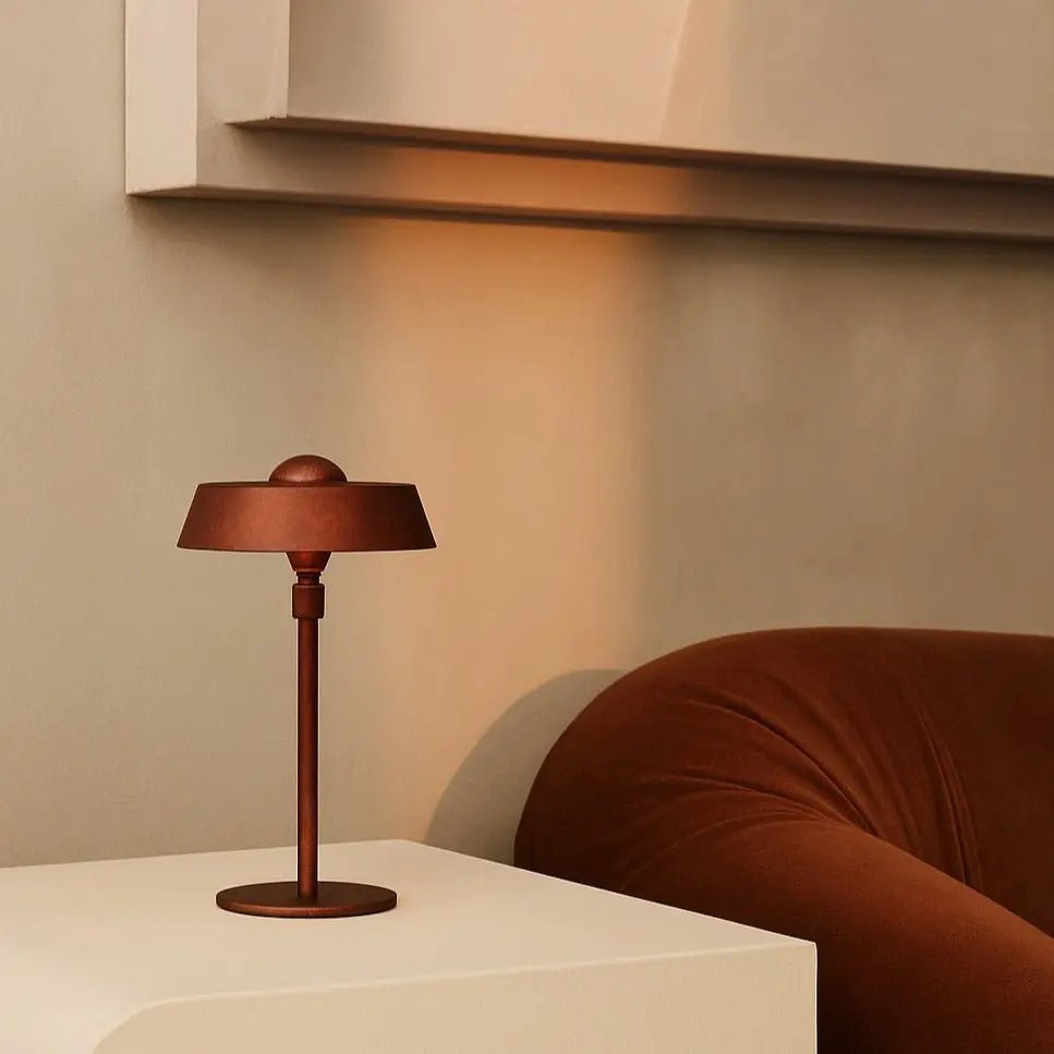 Luca Bronze - USB -oplaadbare lamp L Minimalistisch, speels en dimpelbaar