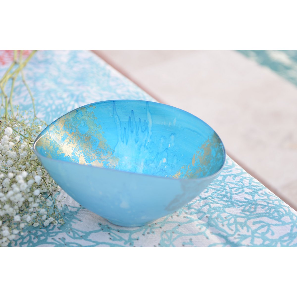 Blauwe en gouden ovaal gesneden 26.5x14.3x11.5 cm