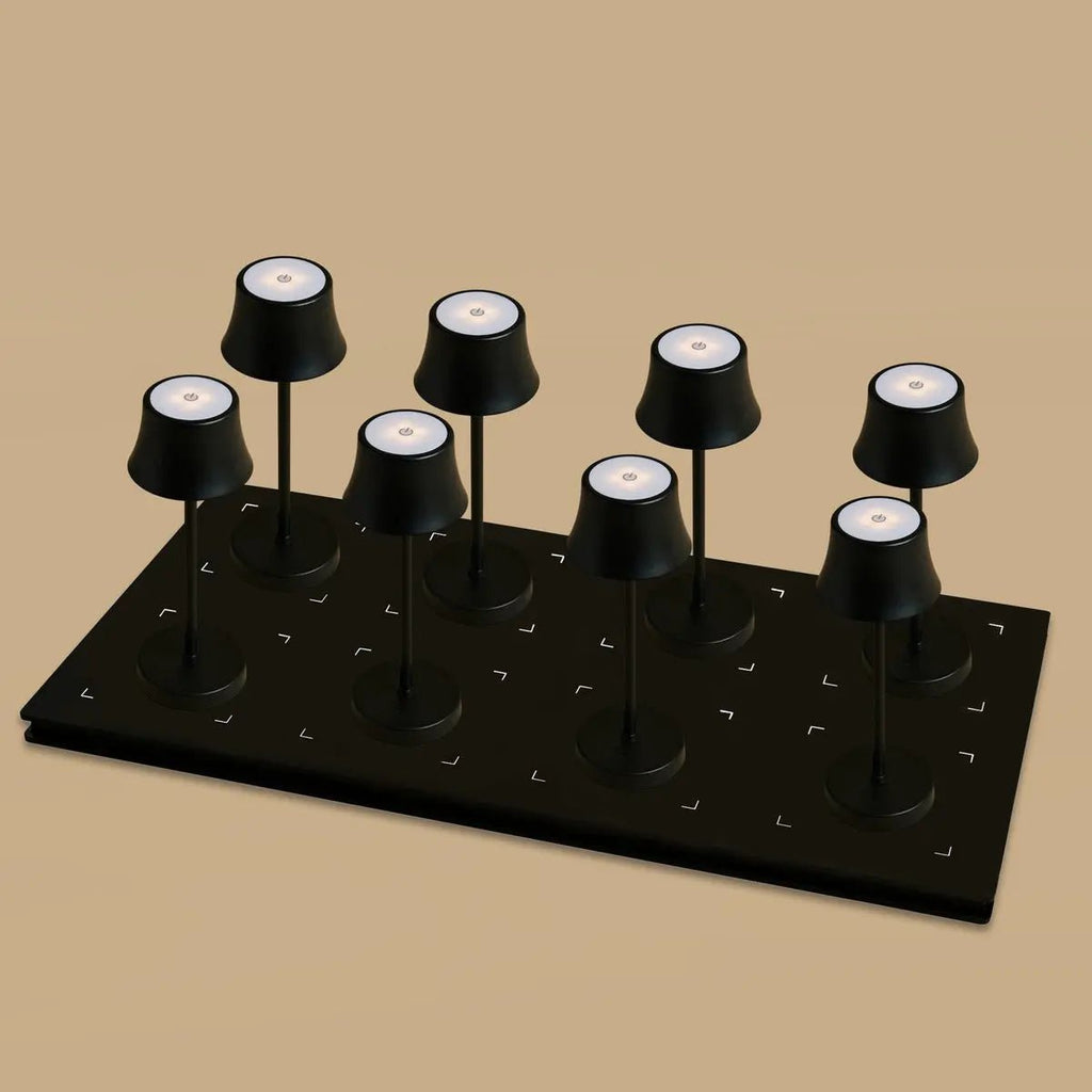 Combi Set Professional-8 X de Pijp Mini Midnight Black oplaadbare tafellampen & 1 x Central Station draadloos laadstation met Qi-Technology