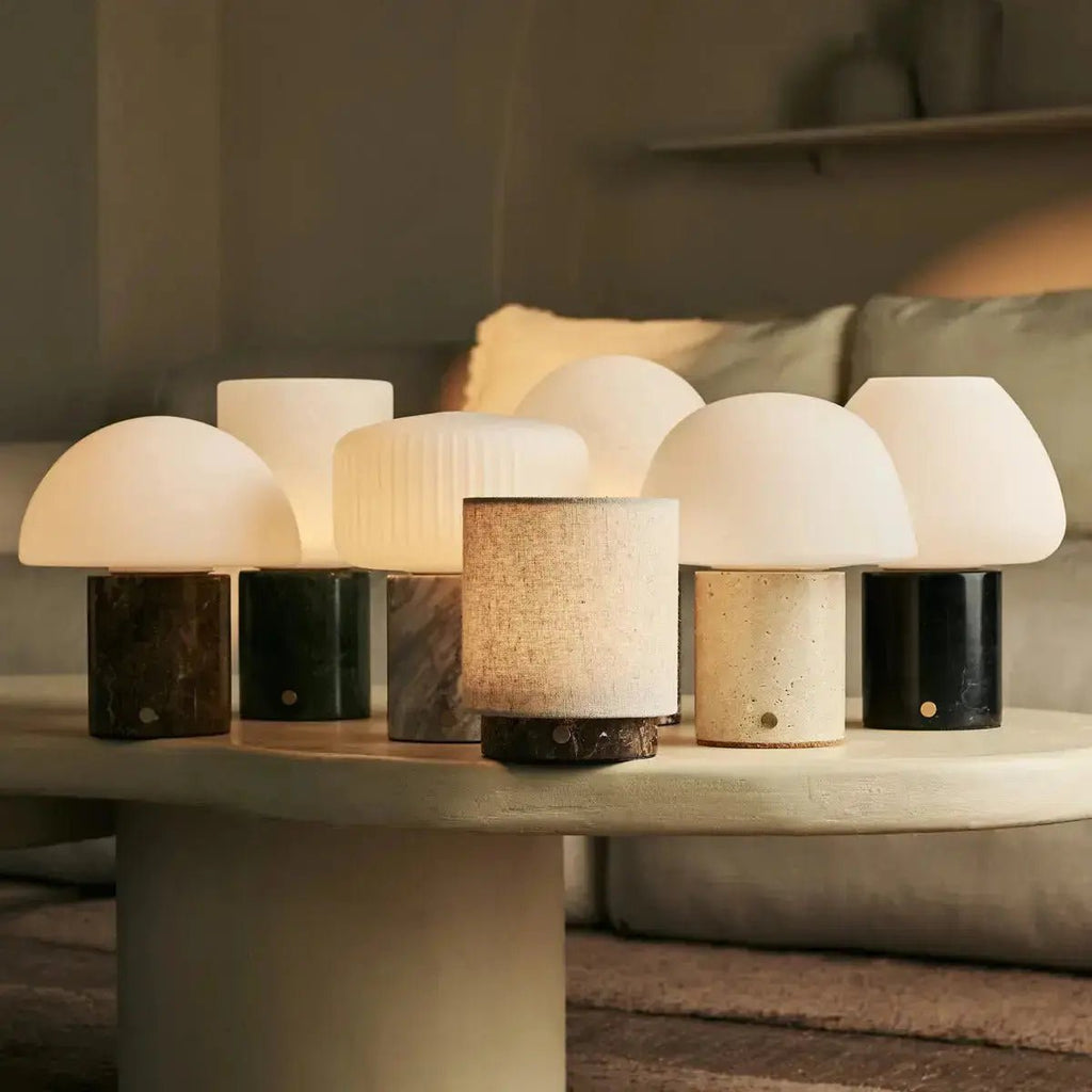 Gierstbruin / emperador donker - marmeren oplaadbare tafellamp - 3 lichte modi, draadloos en met glazen verwisselbare lampenkap