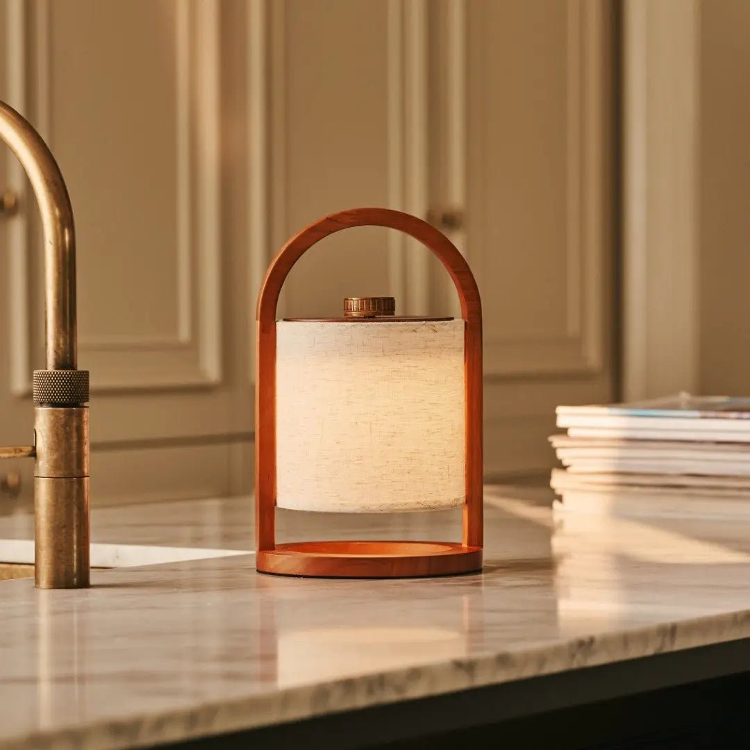 Rivierkastanje houten oplaadbare lamp - dimbaar en draadloos licht