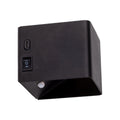 Liv · Metalen wandlamp — zwart