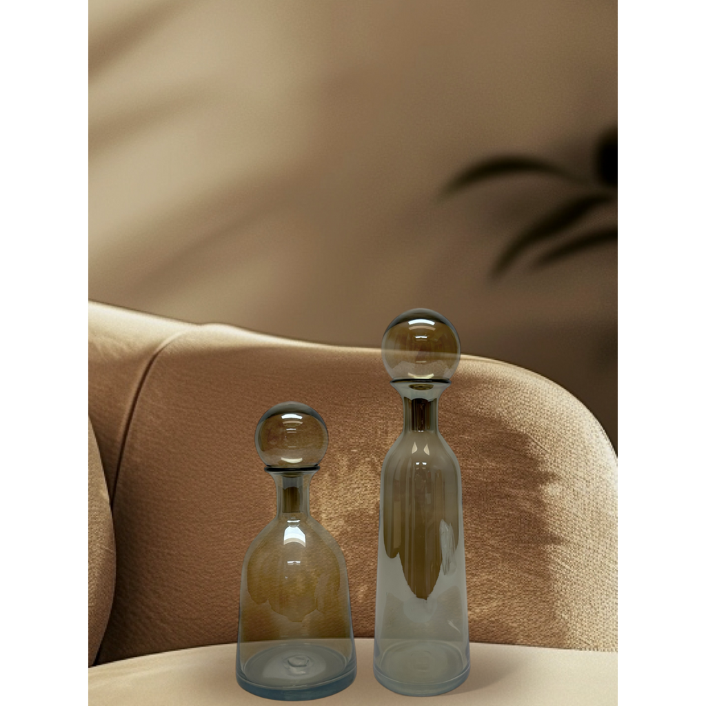 Amberkleurige glazen flessen