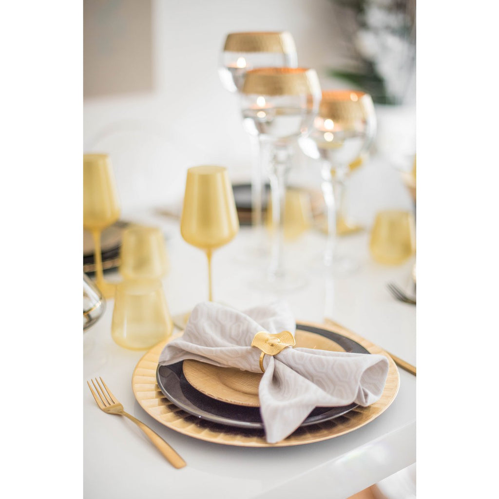 Huisvrouw 24 briljante gouden stukken