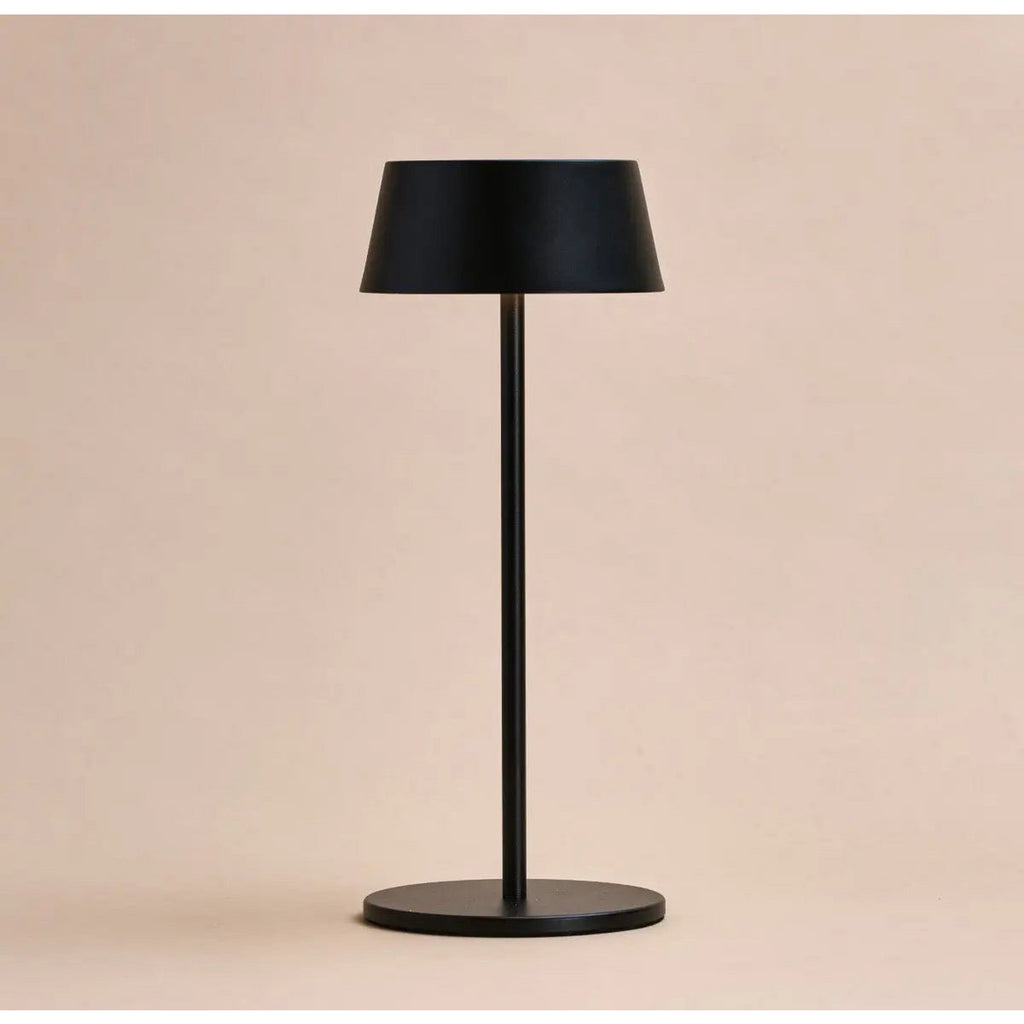 Hugo Midnight Black oplaadbare tafellamp - dimbaar, stijlvol en draadloos