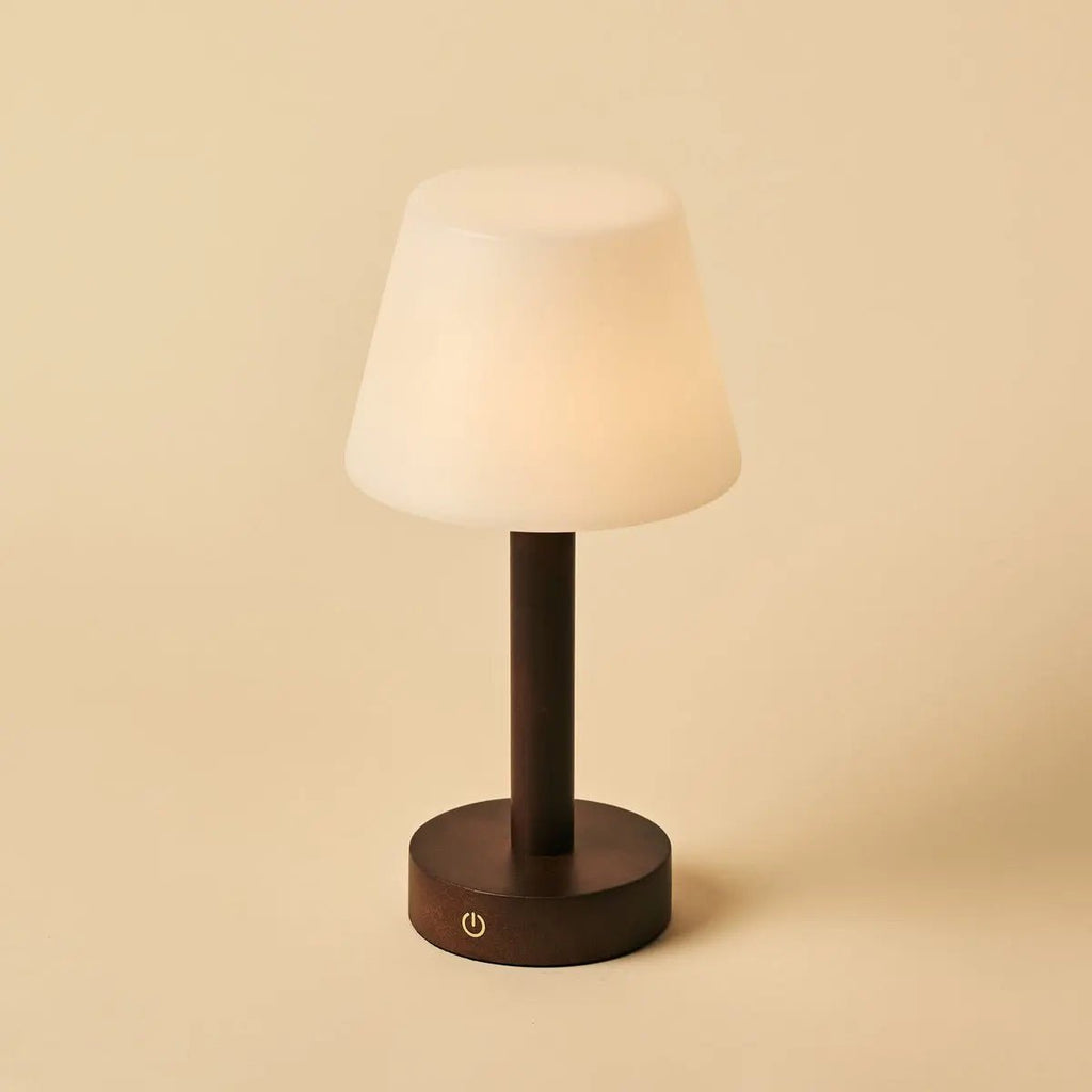 Zoë Donkerbruine Houten Oplaadbare Tafellamp | Dimbaar, USB-C, batterijduur van 80 uur