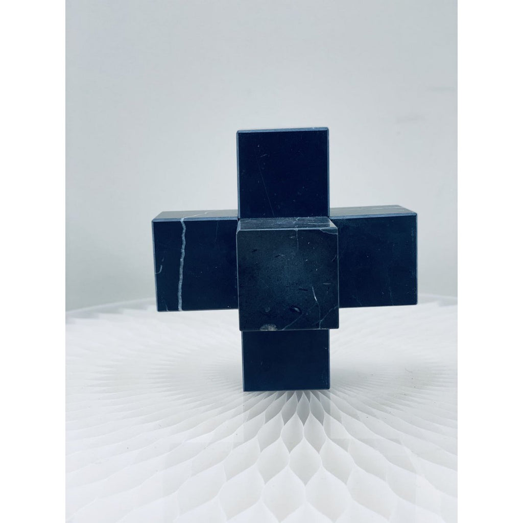 Licht luxe modern eenvoudig marmeren kruis zwart Klein formaat: 9cm*9cm*9cm