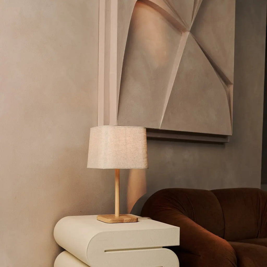 Marley houten lamp met beige schaduw - stijlvolle en biologische woningverlichting