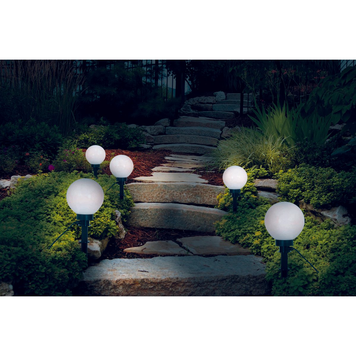 Buiten de Spitical Spit "Ball" D: 20 cm, voor buiten, plastic aarde spies, wit, E27, - Wegelettes