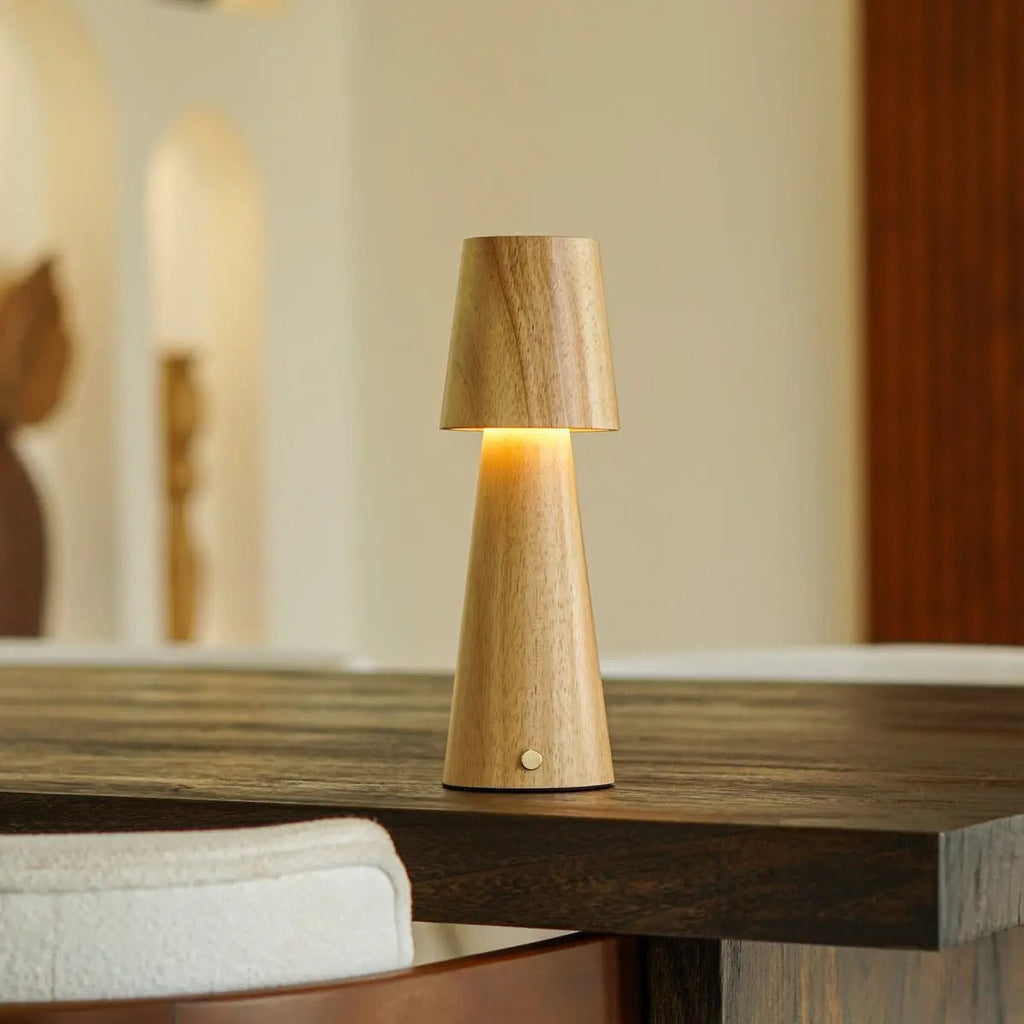 Lucas oplaadbare tafellamp – draadloos, dimbaar en opladen via USB-C