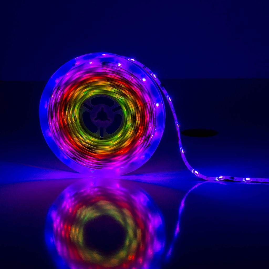 Digitale indoor LED -streep 5m, gemaakt van plastic, kleurrijke, geïntegreerde LED