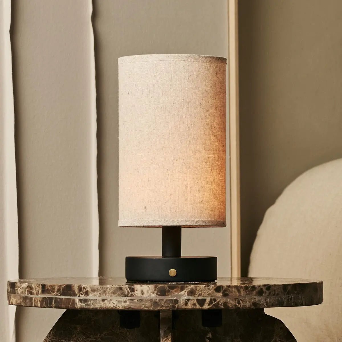 Ben Black houten tafellamp-Oplaadbaar, dimable, USB-C aangedreven