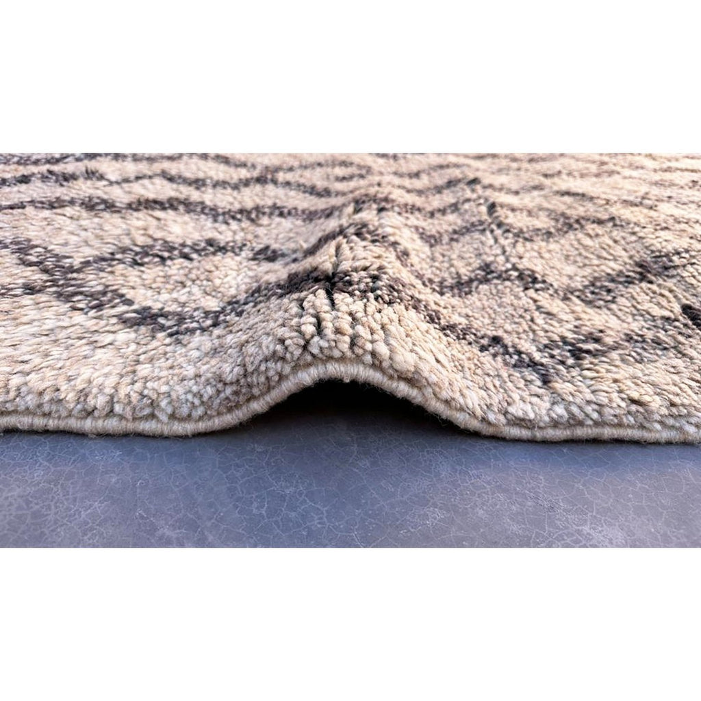 Eigentijds berber tapijt van m'rrt 176 x 270 cm