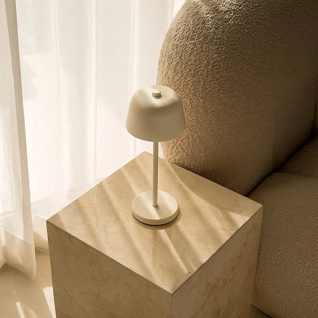 Anton vanille oplaadbare tafellamp | Stijlvolle en draadloze verlichting