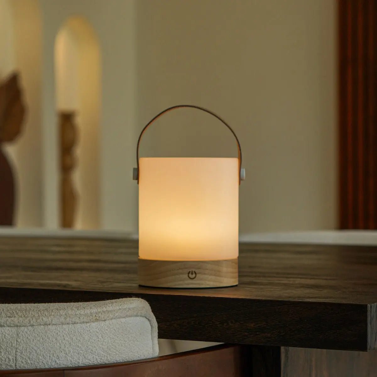 Avery lichtbruin oplaadbare taflamp-draadloos, dimable en USB-C