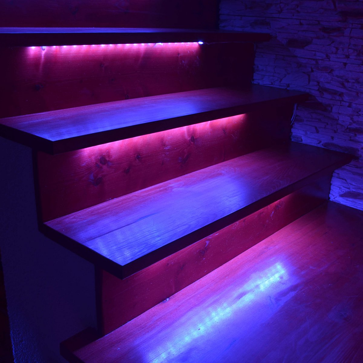 Led "Stripe" ca. 3 M Lang, 180 LED UV-LICHT.