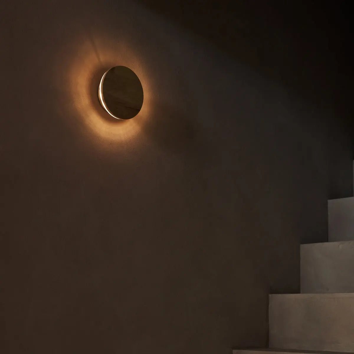 Lou lichtbruine draadloos wandlicht - oplaadbaar en dimbare aanraakregeling - 2700K warm licht