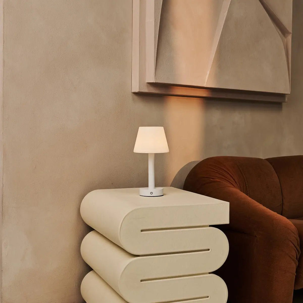 Zoë Witte Houten Oplaadbare Tafellamp | Draadloos, dimbaar, USB-C, batterij met een levensduur van 80 uur