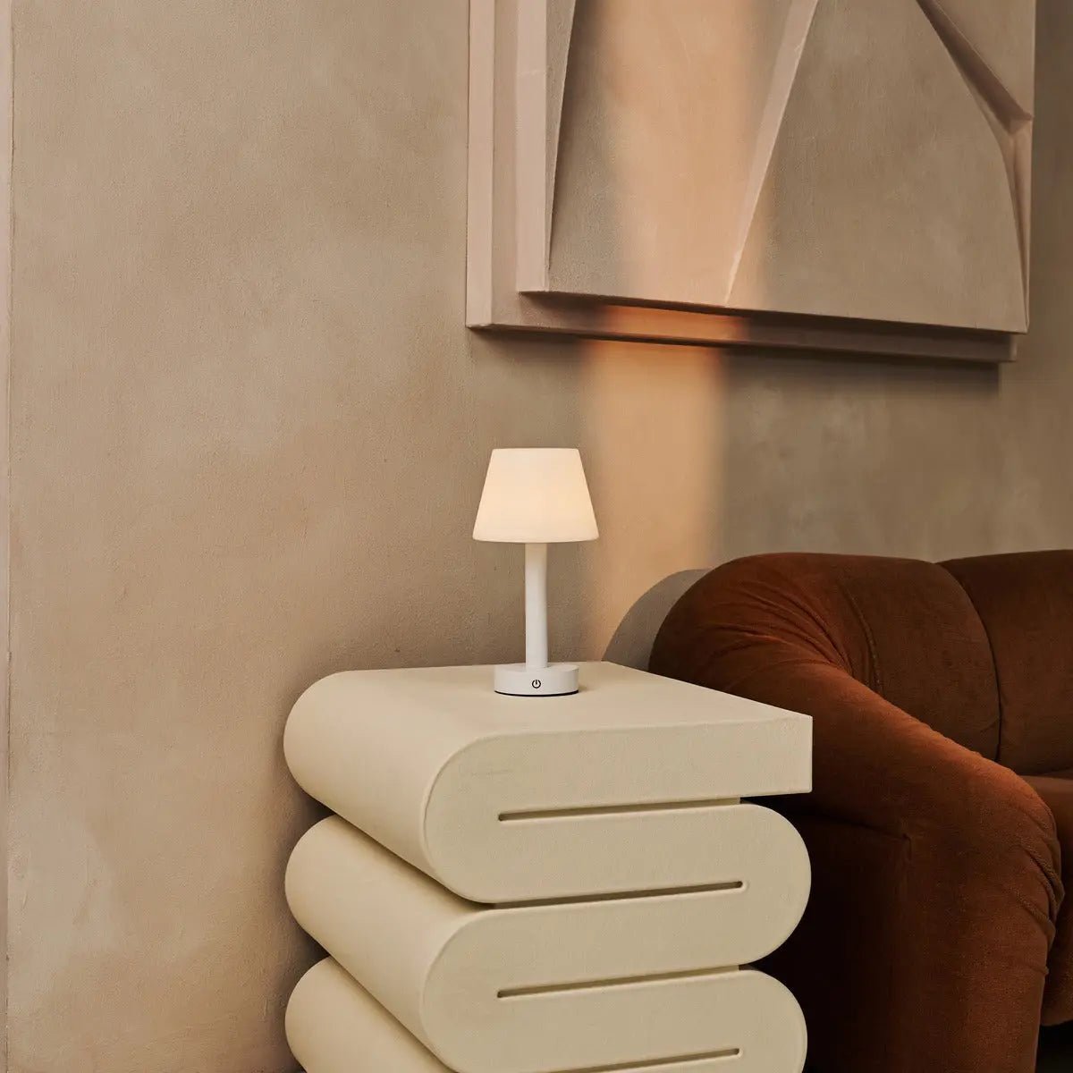 Zoë Witte Houten Oplaadbare Tafellamp | Draadloos, dimbaar, USB-C, batterij met een levensduur van 80 uur