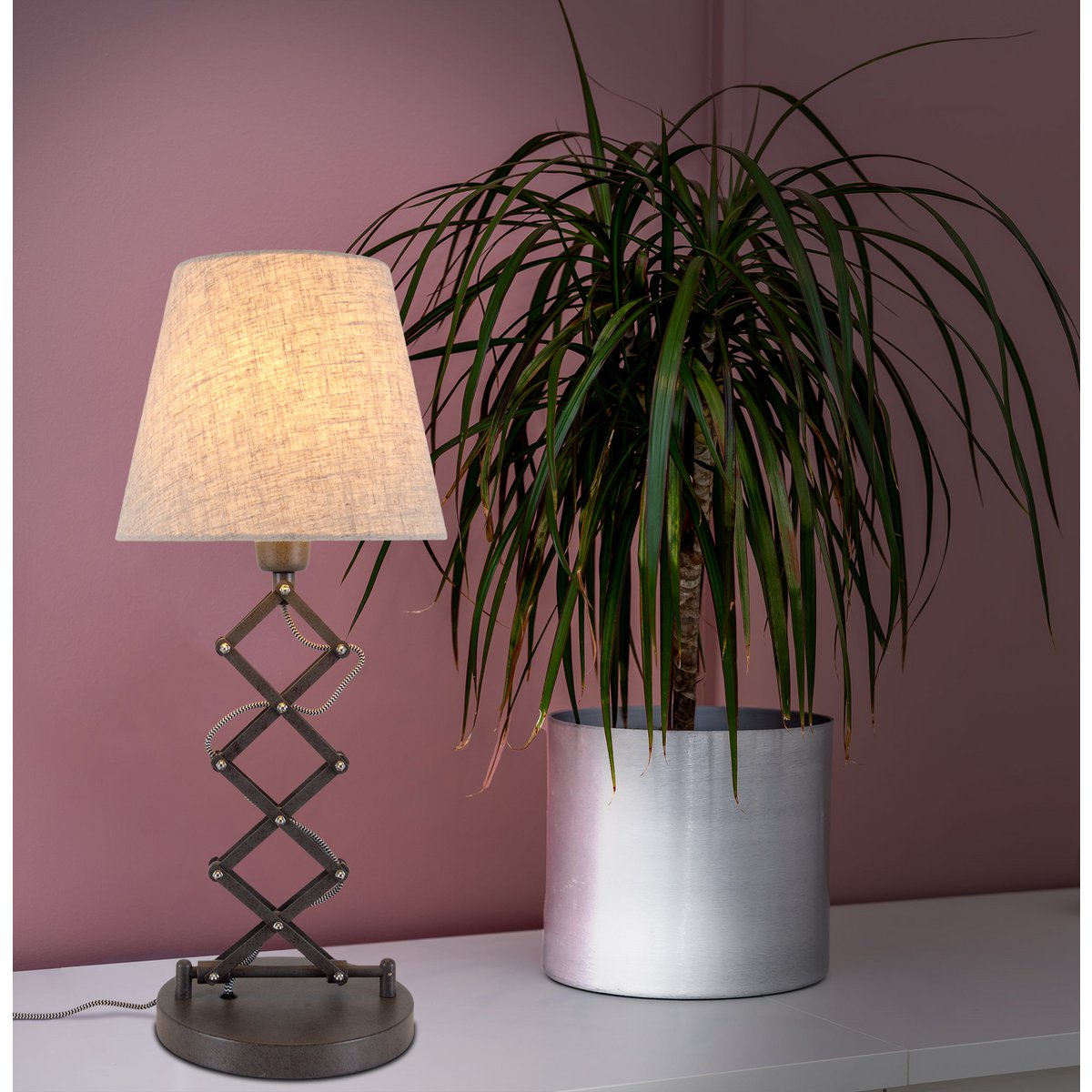 Liv · Verstelbare vloerlamp — 37-71cm bruin metaal