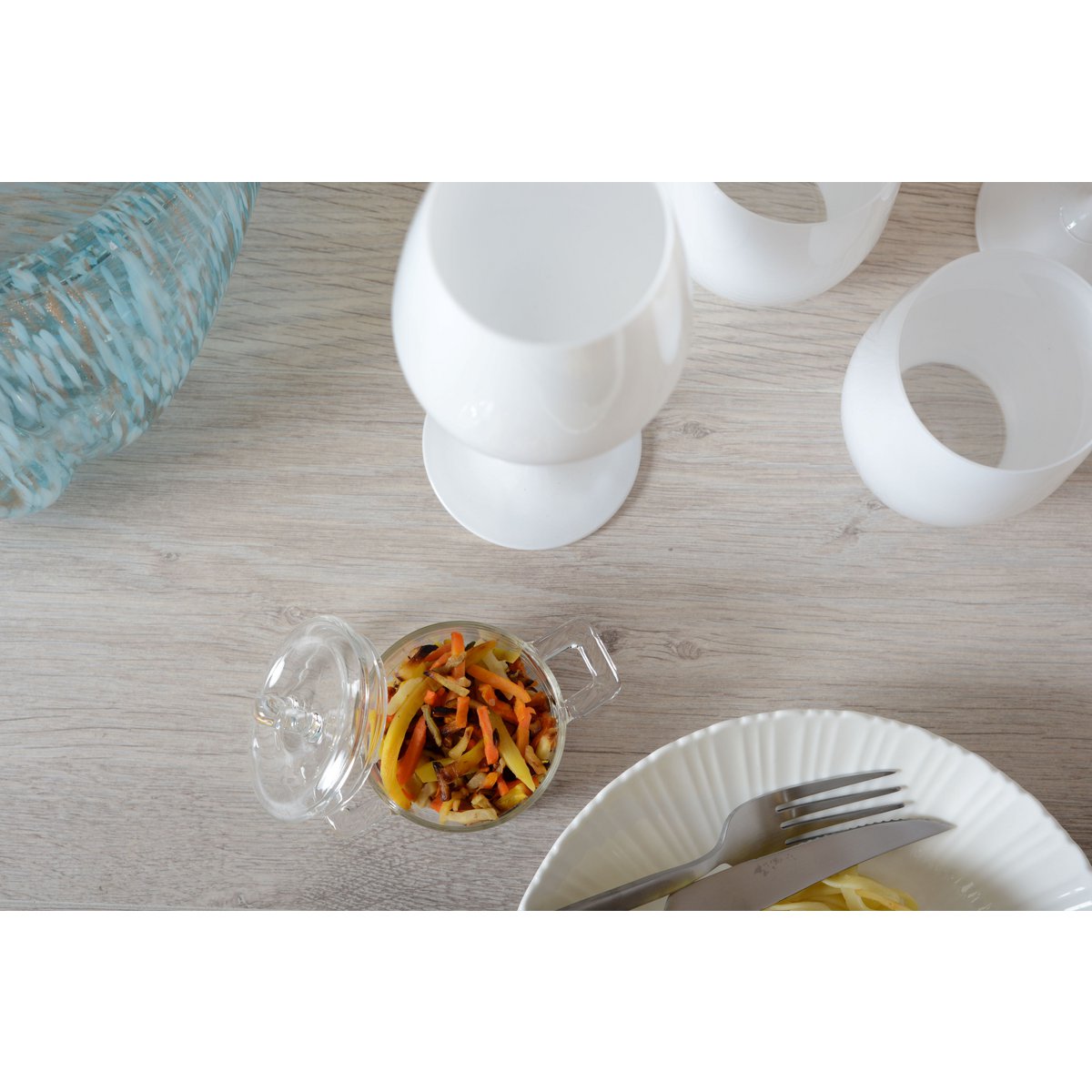 Witte holle plaat flora 21.2x21.2x3.8cm