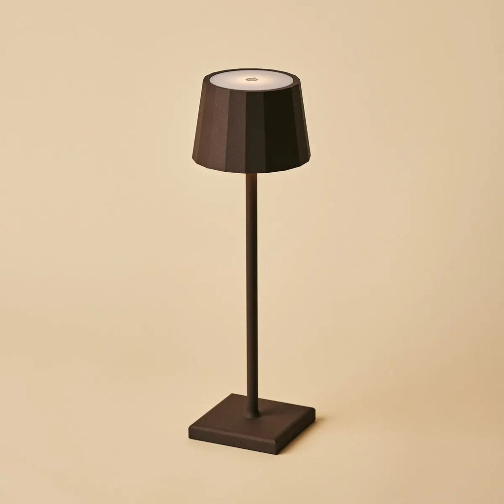 Wouter Mocha Brown oplaadbare tafellamp-Draadloos opladen, dimable, 120 uur batterijduur