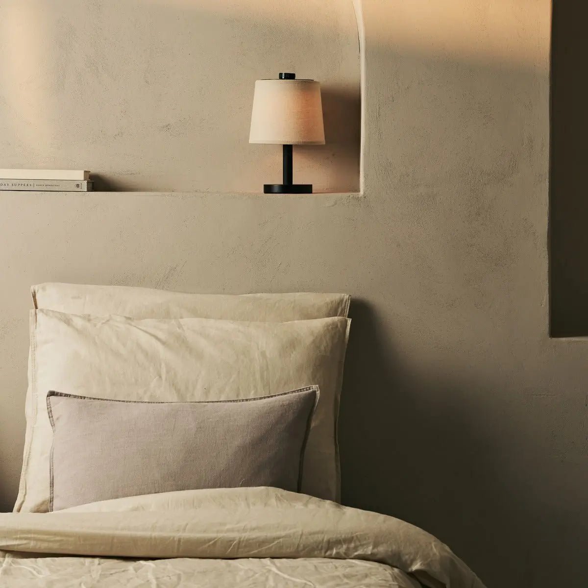 Rover zwarte houten lamp - oplaadbare, draadloze en dimbare schaduw