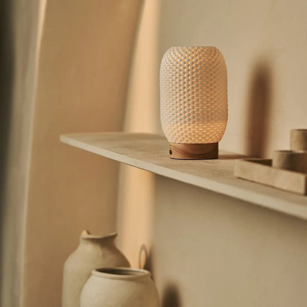 Aurora lichtbruine draadloze tafellamp in 3D-geprinte porselein-oplaadbaar, dimbaar en tot 100 uur licht