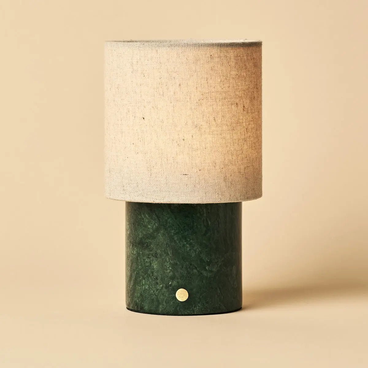 Onoda Green / Verde Alpi - Marmeren oplaadbare tafellamp - met linnen verwisselbare lampenkap en oplaadbaar ontwerp