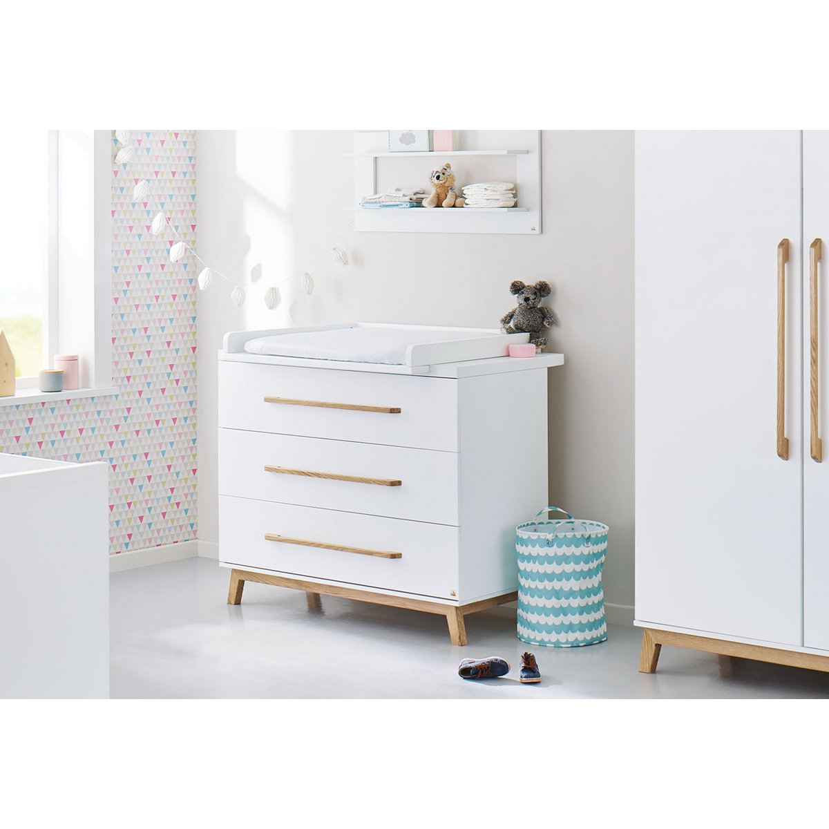 Veranderende eenheid "Riva" wijd