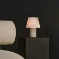 Alessandra Albasten Lamp | Elegante moderne verlichting voor interieurs