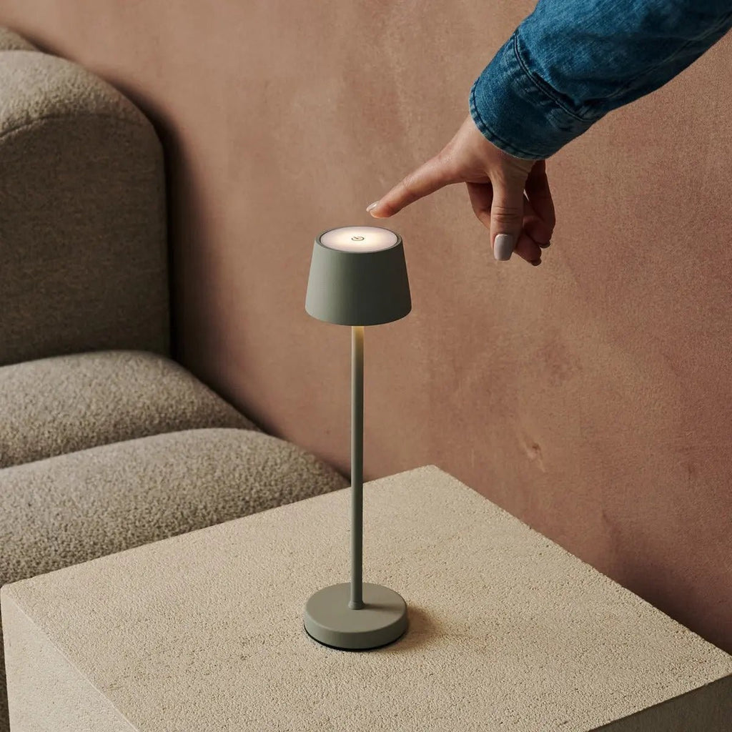 Vondel Mini Shadow Gray Oplaadbare en draadloze lamp perfect voor horeca -industrie - draadloos oplaadbaar via laadstation