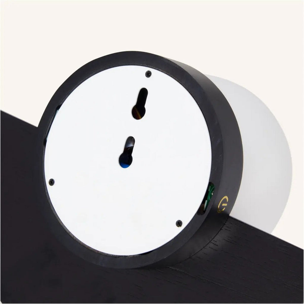 Kane zwarte draadloze wandlamp – oplaadbare hout- en glaslamp