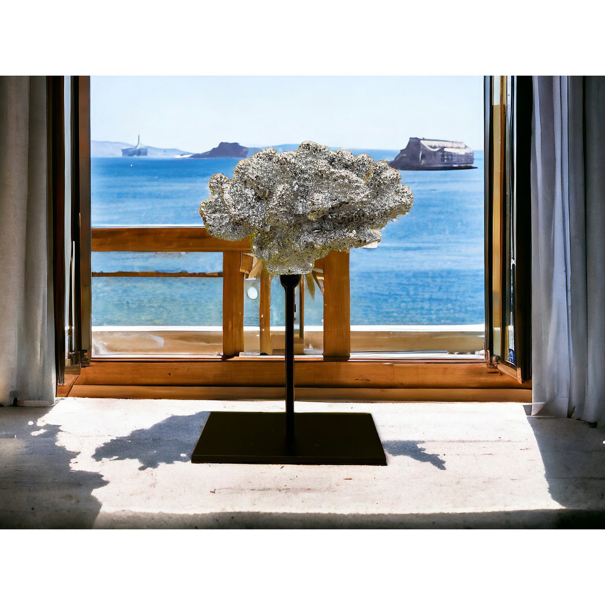 Coral collectie met metalen standaard ( champagnekleur)