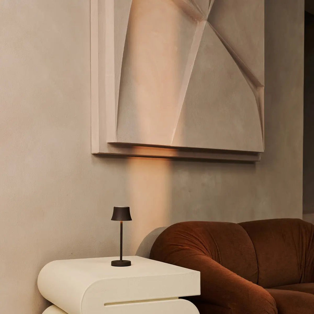 De pijp mini mokka bruin oplaadbare tafellamp - draadloos opladen, dimbare lamp en 3 lichte kleuren