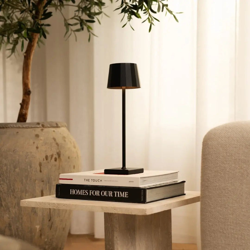 William Black oplaadbare ijzeren tafellamp – 120 uur batterij, dimbaar, opladen via USB-C