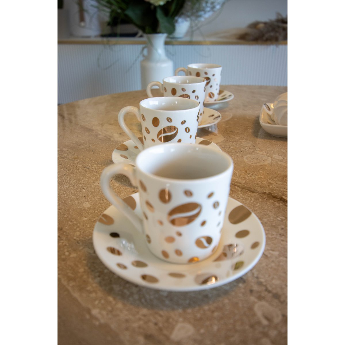 Coffee graanbekers en sub -tasses - veel van 4