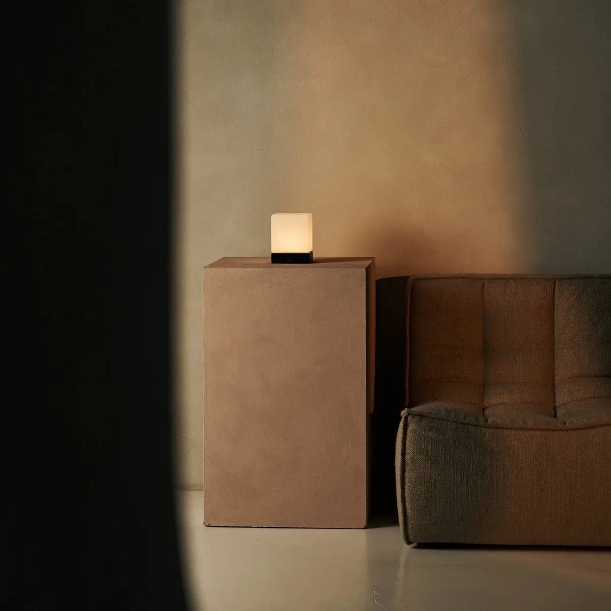 YCE Black Draadloze houten lamp met bevroren glas-oplaadbare, dimbare, 100-uur batterij