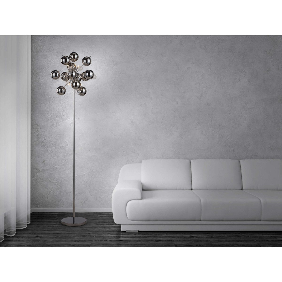 Liv · Houten vloerlamp — chroom