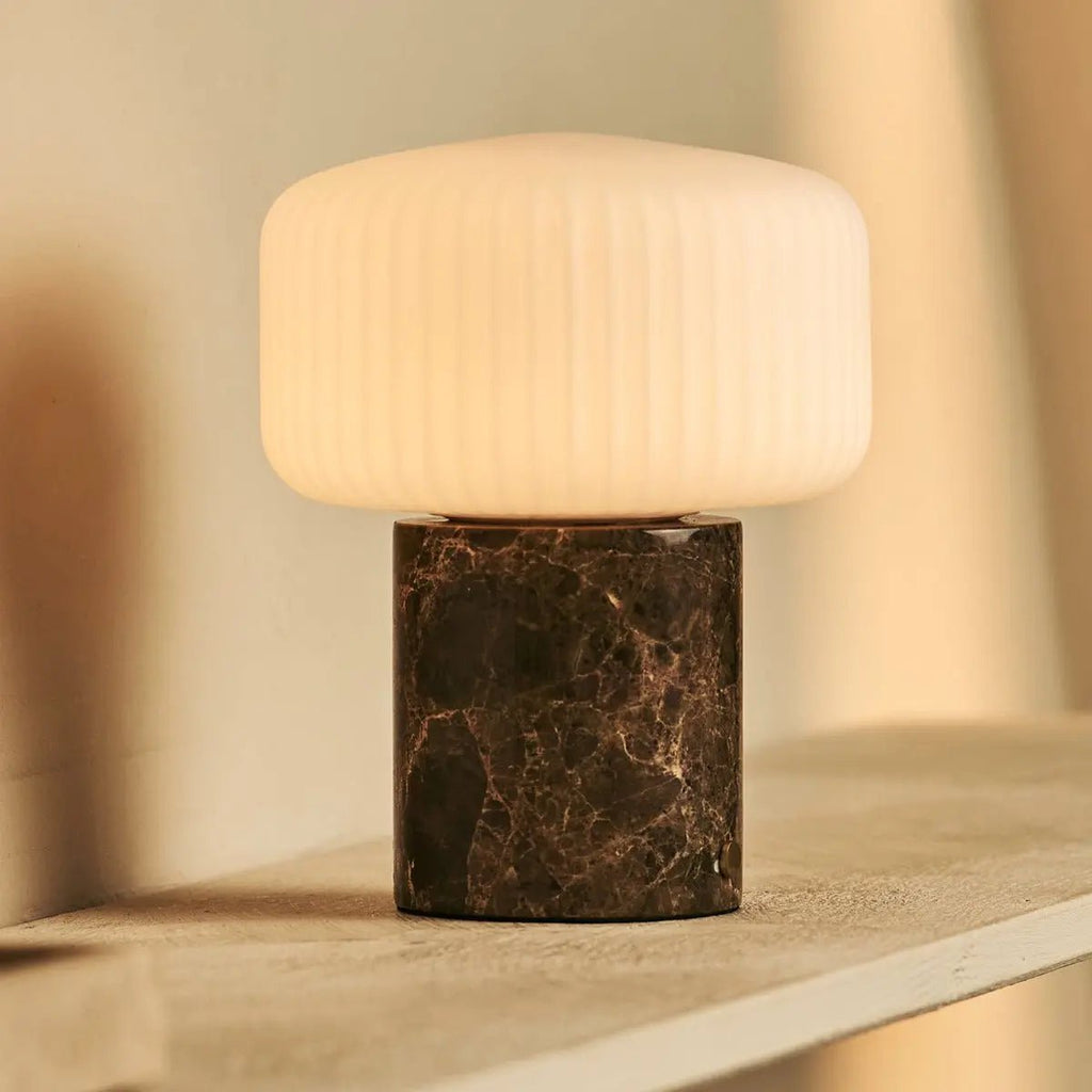 Renoir Brown / Emperador Dark - Marmeren oplaadbare tafellamp - Draadloos, USB -oplaadbaar en tot 100 uur verlichting