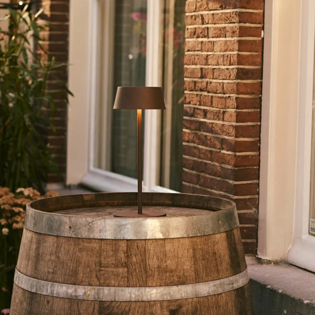 Hugo Mocha Brown oplaadbare tafellamp - Stijlvol, dimbaar en draadloos