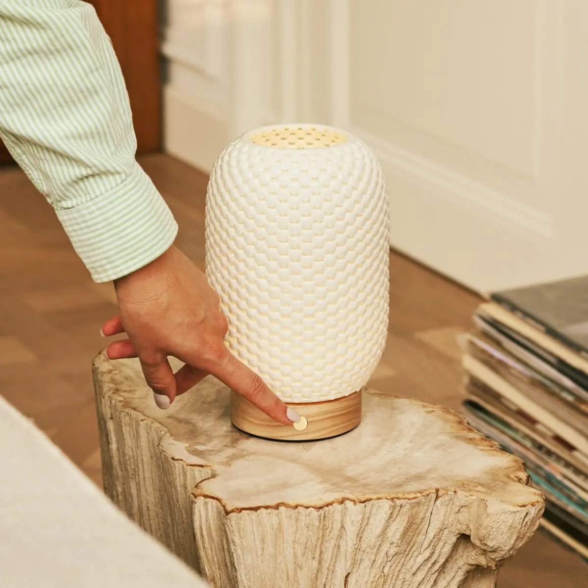 Aurora lichtbruine draadloze tafellamp in 3D-geprinte porselein-oplaadbaar, dimbaar en tot 100 uur licht