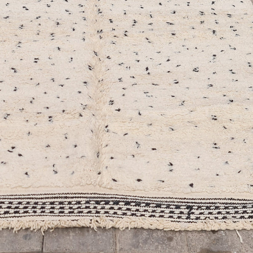 Berber vloerkleed Beni Ouarain Plumetis 190 x 290 cm