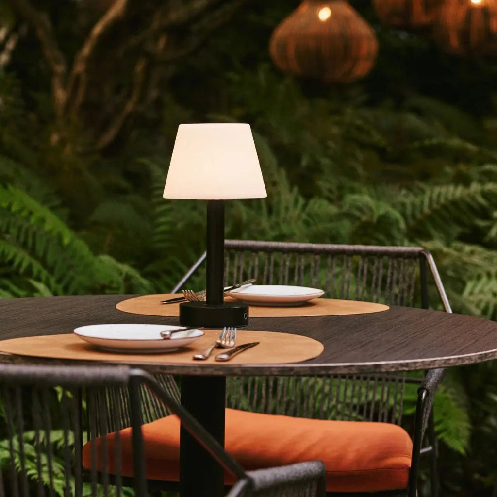 Zoë Zwarte Houten Oplaadbare Tafellamp | Dimbaar en draagbaar | Batterijduur van 80 uur