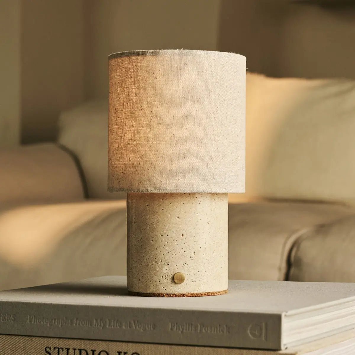 Onoda Beige / Travertino Classico - Travertine oplaadbare tafellamp - met linnen verwisselbare lampenkap en oplaadbaar ontwerp